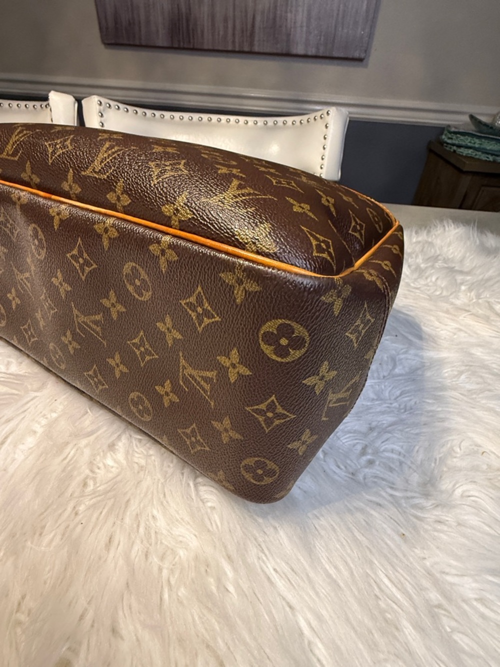Louis Vuitton Deauville Monogram Canvas Satchel w/ Lock & Clochette Authentic - Picture 13 of 16